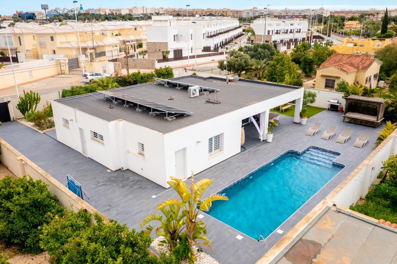 Villa Mi Sol Торевиеха Екстериор снимка